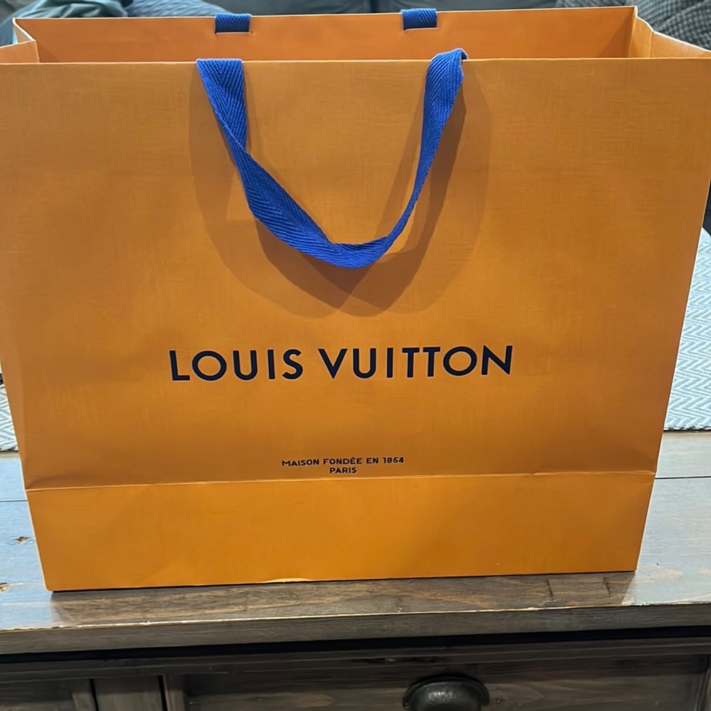Louis Vuitton Large shopping bag